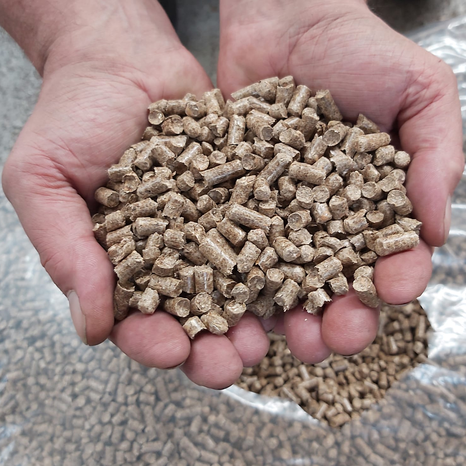 15kg Pellets 40% Miscanthus 60% Weizen